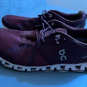 On Clouds Running Burgundy Athletic Shoes very used! Size 12-approximately